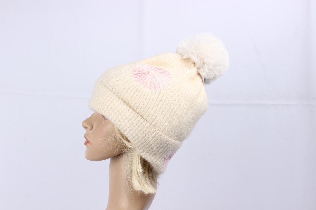 Head Start embroidered cashmere  lined hat natural STYLE : HS4840 NAT image 0